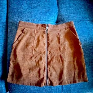 New no tag corduroy rust colored skirt zippered front
